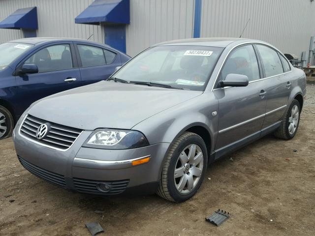 WVWRH63B03P433281 - 2003 VOLKSWAGEN PASSAT GLX SILVER photo 2