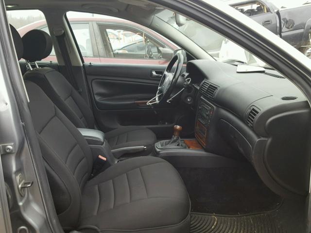 WVWRH63B03P433281 - 2003 VOLKSWAGEN PASSAT GLX SILVER photo 5