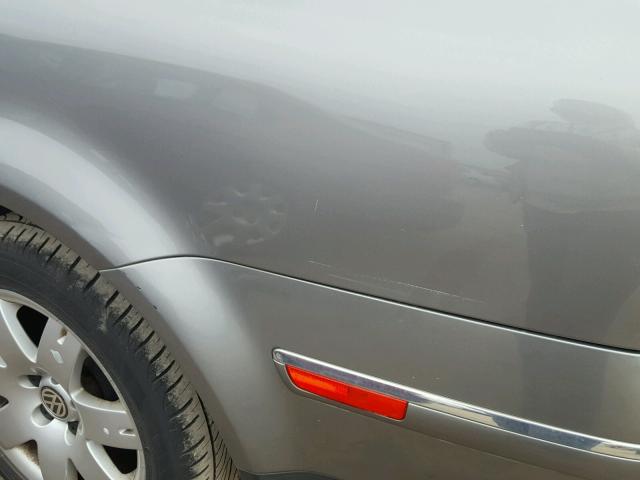 WVWRH63B03P433281 - 2003 VOLKSWAGEN PASSAT GLX SILVER photo 9