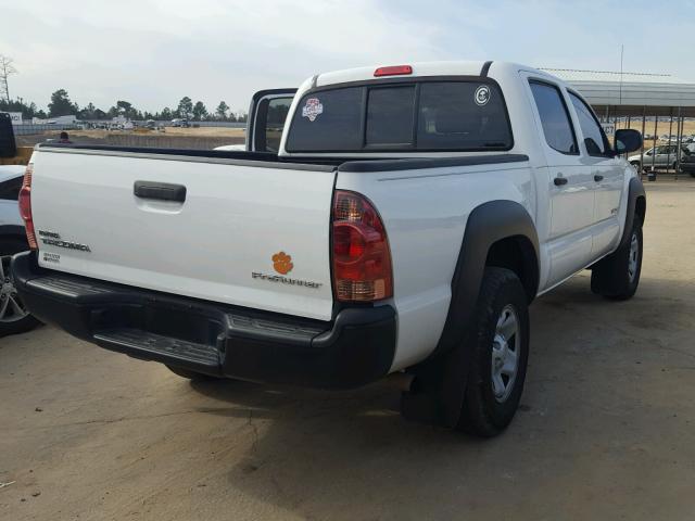 5TFJX4GN8FX047012 - 2015 TOYOTA TACOMA DOU WHITE photo 4