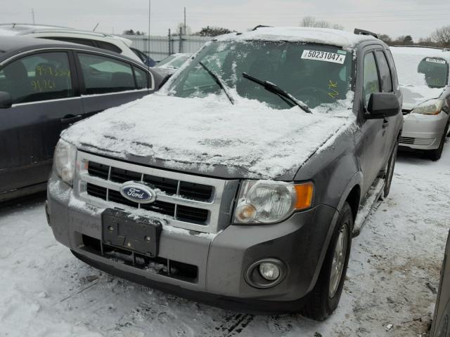 1FMCU0D74AKC89104 - 2010 FORD ESCAPE XLT GRAY photo 2