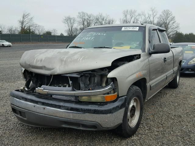 1GCEC19W6XZ159380 - 1999 CHEVROLET SILVERADO GOLD photo 2