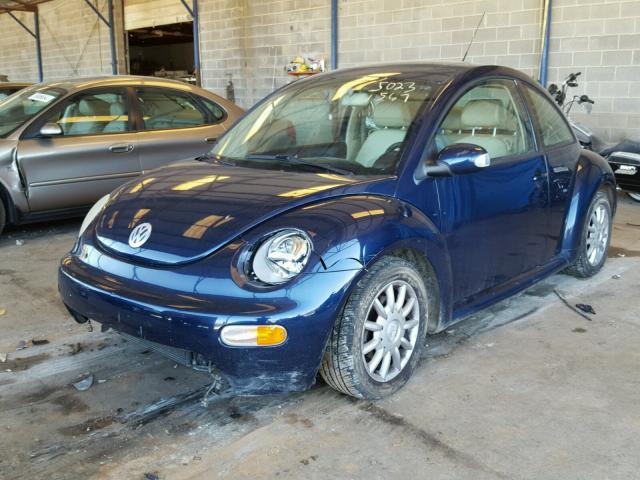 3VWCK31C74M421294 - 2004 VOLKSWAGEN NEW BEETLE BLUE photo 2