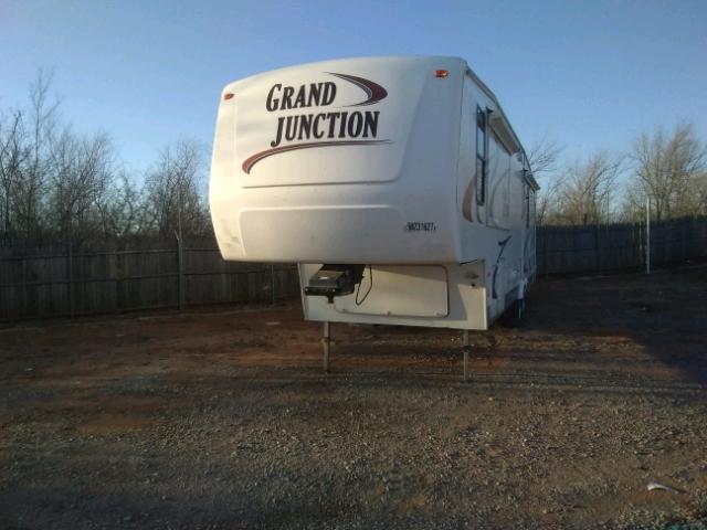 47CFCGU286C652652 - 2006 GRAN 5TH WHEEL TWO TONE photo 9