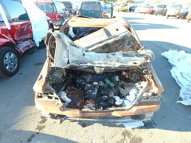 WBADM6341YGU18252 - 2000 BMW 528 I AUTO SILVER photo 9