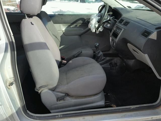 1FAHP31N36W217788 - 2006 FORD FOCUS ZX3 SILVER photo 5