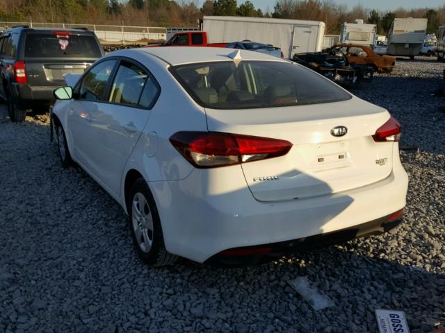 3KPFK4A70HE017178 - 2017 KIA FORTE LX GRAY photo 3