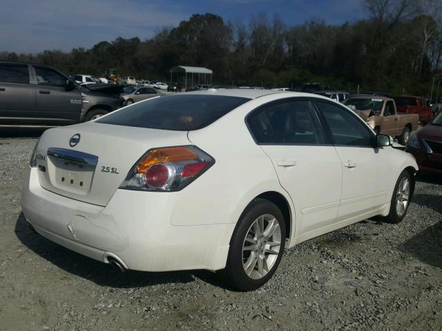 1N4AL2AP3AN527401 - 2010 NISSAN ALTIMA BAS WHITE photo 4