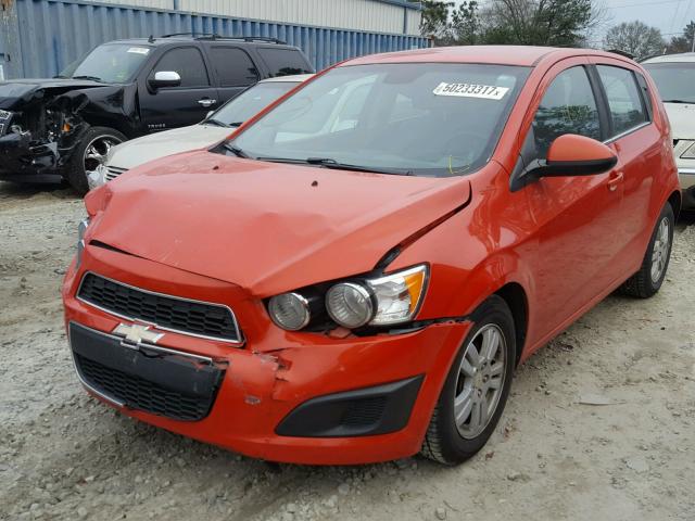 1G1JC6SH1C4106951 - 2012 CHEVROLET SONIC LT ORANGE photo 2