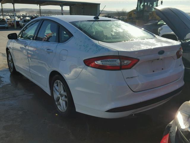 1FA6P0H76F5127599 - 2015 FORD FUSION SE WHITE photo 3