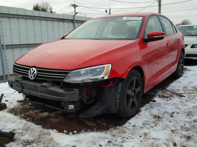 3VWDP7AJ3CM112173 - 2012 VOLKSWAGEN JETTA SE RED photo 2