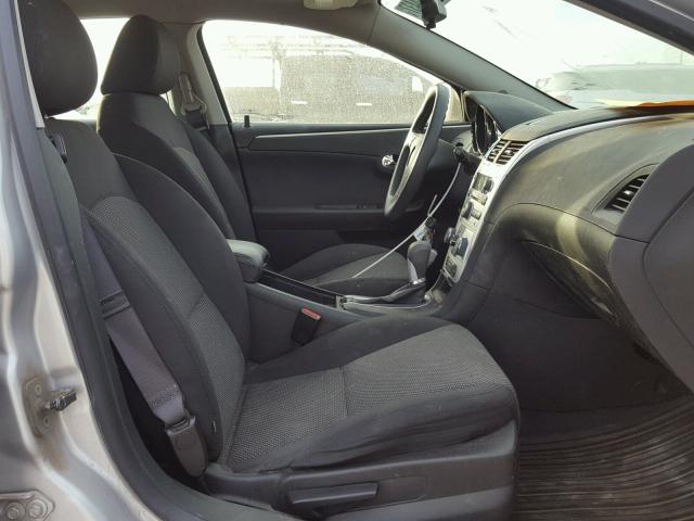 1G1ZC5E02CF291910 - 2012 CHEVROLET MALIBU 1LT 银色 照片 5