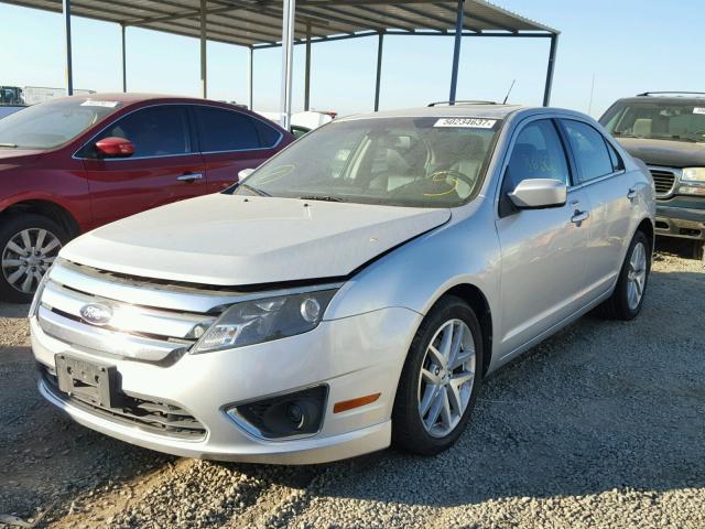 3FAHP0JAXCR438735 - 2012 FORD FUSION SEL SILVER photo 2