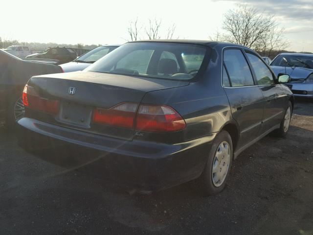 1HGCG6656XA104562 - 1999 HONDA ACCORD LX GREEN photo 4