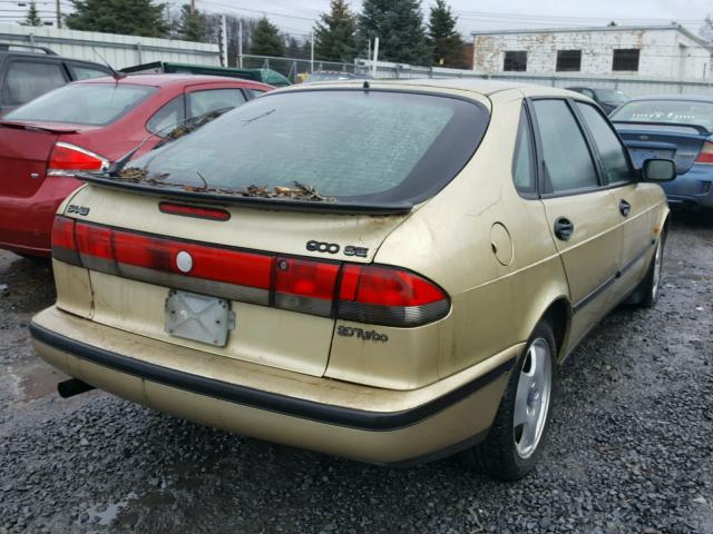 YS3DF55N8W2005695 - 1998 SAAB 900 SE TUR GOLD photo 4