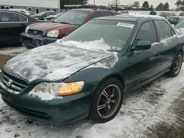 1HGCG16572A057036 - 2002 HONDA ACCORD EX GREEN photo 2