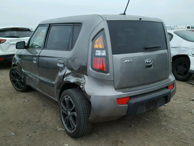 KNDJT2A29A7150494 - 2010 KIA SOUL + GRAY photo 3