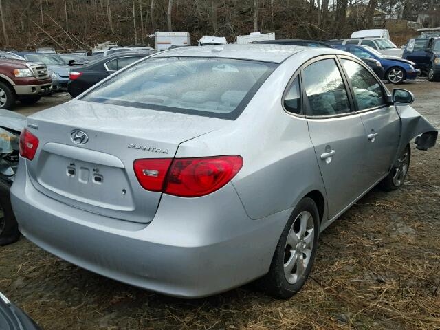 KMHDU46D98U500844 - 2008 HYUNDAI ELANTRA GL SILVER photo 4