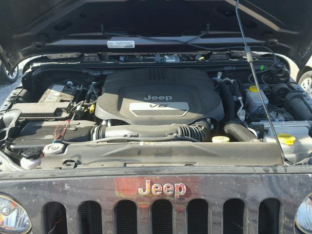 1C4AJWAG6HL543749 - 2017 JEEP WRANGLER S GRAY photo 7