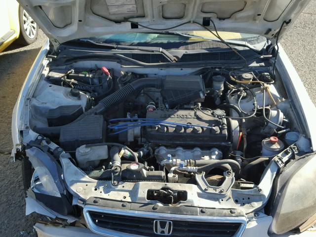 2HGEJ6570TH523404 - 1996 HONDA CIVIC LX WHITE photo 7