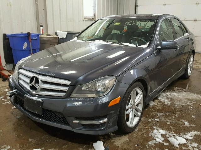 WDDGF8AB2DR258975 - 2013 MERCEDES-BENZ C 300 4MAT GRAY photo 2