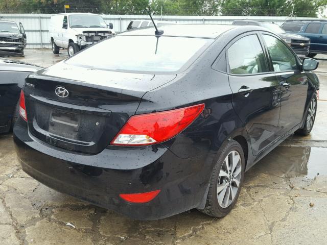 KMHCT4AE1HU352638 - 2017 HYUNDAI ACCENT SE BLACK photo 4