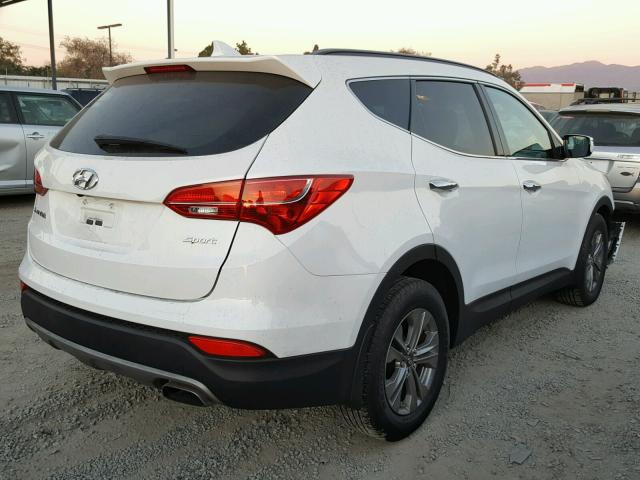 5XYZU3LB0GG340697 - 2016 HYUNDAI SANTA FE S WHITE photo 4