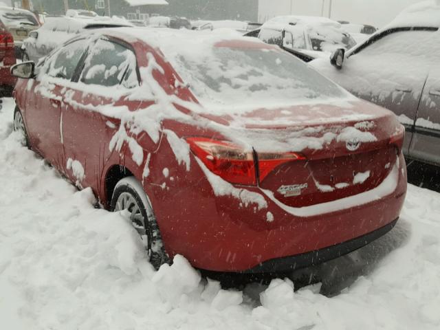 2T1BURHE6HC784963 - 2017 TOYOTA COROLLA L RED photo 3