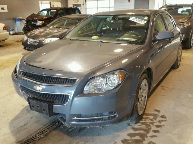 1G1ZH57B69F215518 - 2009 CHEVROLET MALIBU 1LT GRAY photo 2