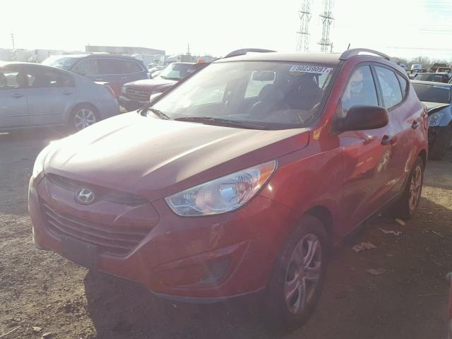 KM8JT3AB3BU160197 - 2011 HYUNDAI TUCSON GL RED photo 2