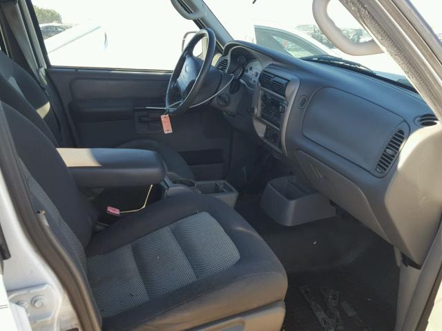 1FMZU67K14UA83454 - 2004 FORD EXPLORER S WHITE photo 5