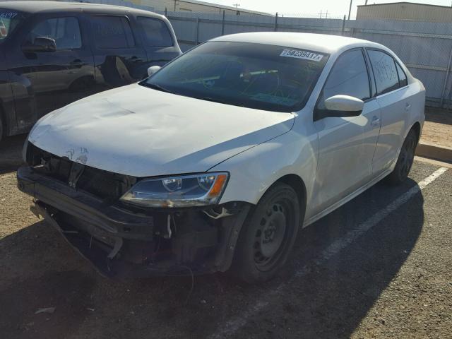 3VW1K7AJ7DM211324 - 2013 VOLKSWAGEN JETTA BASE WHITE photo 2