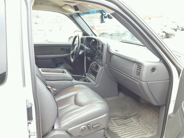 2GCEK19TX31249143 - 2003 CHEVROLET SILVERADO WHITE photo 5