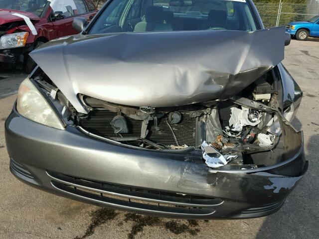 4T1BE32K24U799381 - 2004 TOYOTA CAMRY LE GRAY photo 9