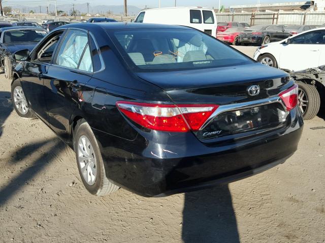 4T4BF1FK8FR447927 - 2015 TOYOTA CAMRY LE BLACK photo 3