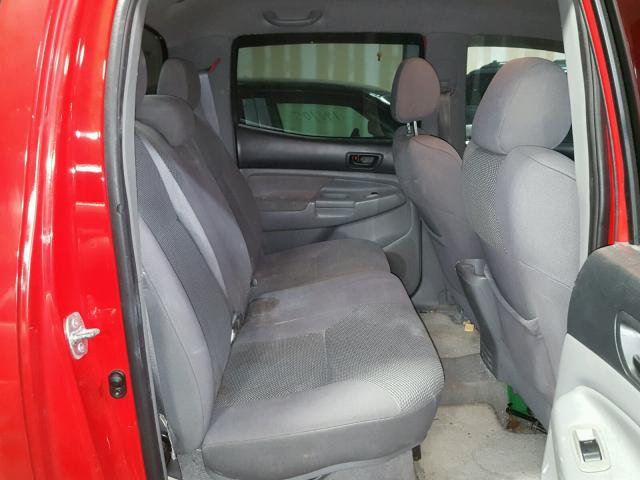 5TEMU52N85Z118252 - 2005 TOYOTA TACOMA DOU RED photo 6