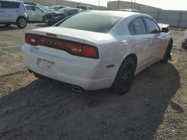 2C3CDXBG8CH159230 - 2012 DODGE CHARGER SE WHITE photo 4