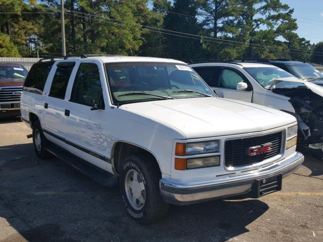 3GKEC16R3WG510537 - 1998 GMC SUBURBAN C WHITE photo 1