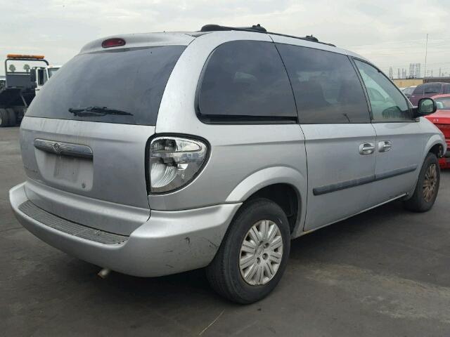 1C4GP45R95B145333 - 2005 CHRYSLER TOWN & COU SILVER photo 4