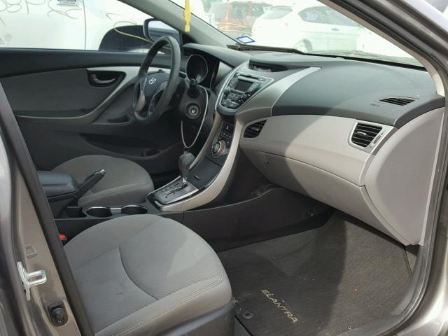 5NPDH4AE9DH319837 - 2013 HYUNDAI ELANTRA GL GRAY photo 5