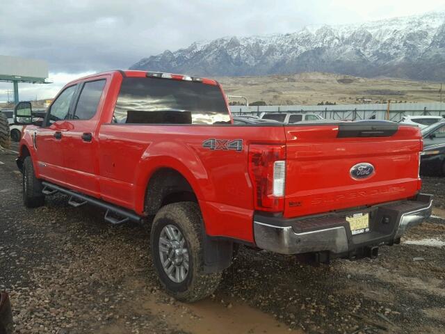 1FT7W2BT1HEF21985 - 2017 FORD F250 SUPER RED photo 3