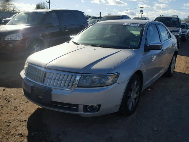 3LNHM26T98R621734 - 2008 LINCOLN MKZ SILVER photo 2