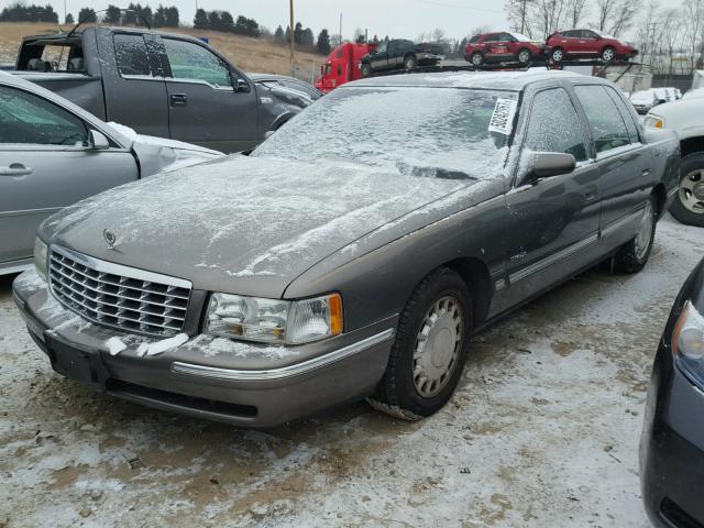 1G6KD54Y2XU795990 - 1999 CADILLAC DEVILLE GRAY photo 2