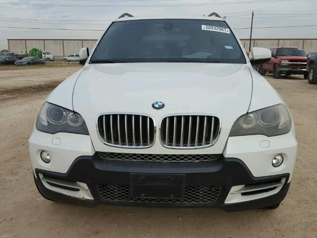 5UXFE83569L169919 - 2009 BMW X5 XDRIVE4 WHITE photo 9
