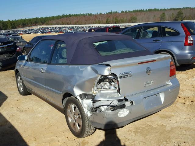 3VWDC21VX2M814202 - 2002 VOLKSWAGEN CABRIO GLX 蓝色 照片 3