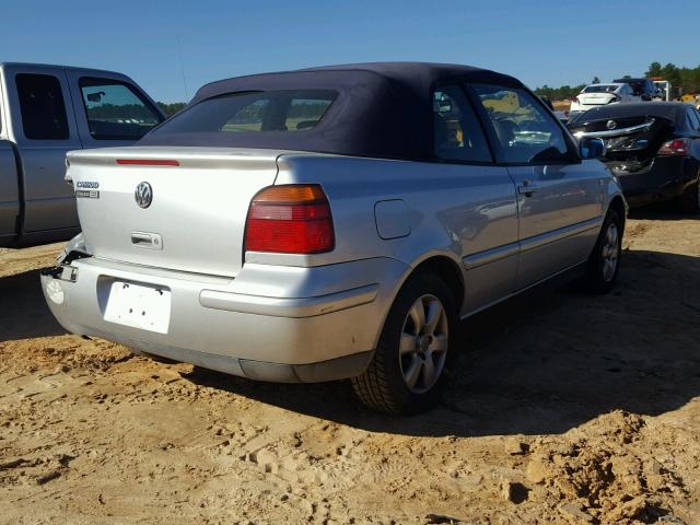 3VWDC21VX2M814202 - 2002 VOLKSWAGEN CABRIO GLX 蓝色 照片 4