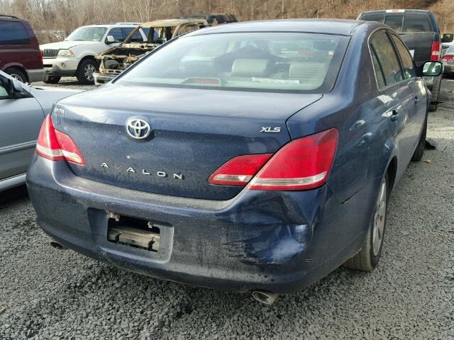 4T1BK36B05U037798 - 2005 TOYOTA AVALON XL BLUE photo 4