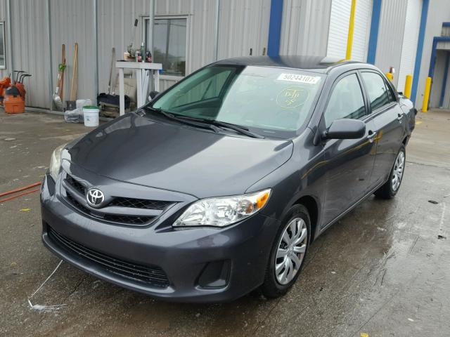 2T1BU4EEXCC876190 - 2012 TOYOTA COROLLA BA GRAY photo 2