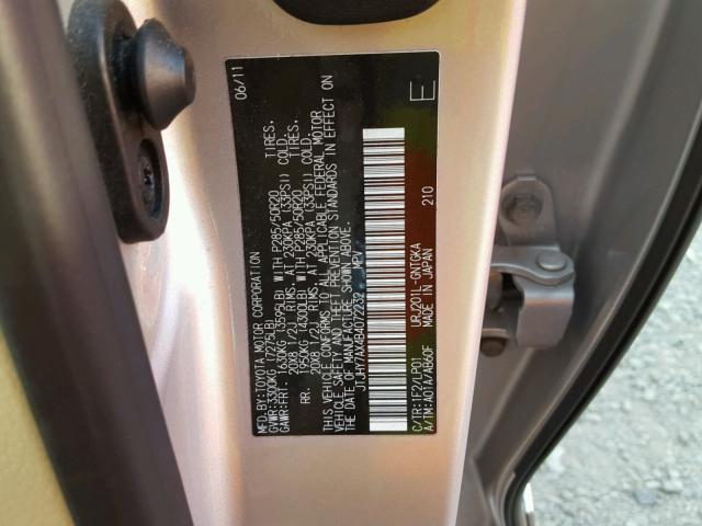 JTJHY7AX4B4072232 - 2011 LEXUS LX 570 SILVER photo 10