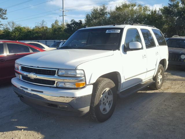 1GNEK13TX5J195111 - 2005 CHEVROLET TAHOE K150 WHITE photo 2